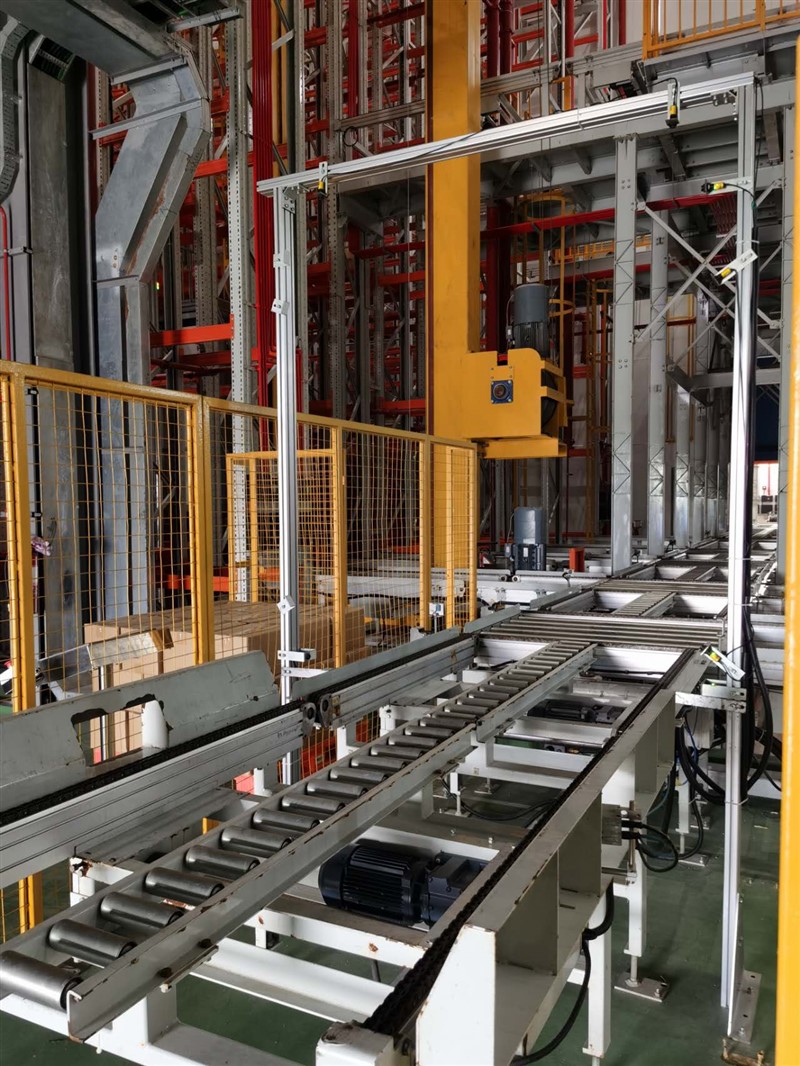 The Malaysia 30 meter high stacker crane three-dimensional warehouse project has been successfully accepted! The Malaysia 30 meter high stacker crane three-dimensional warehouse project has been successfully accepted!